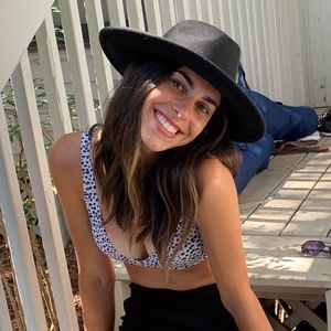 Meet your Posher, Alaina